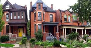 Choosing a home and neighbourhood