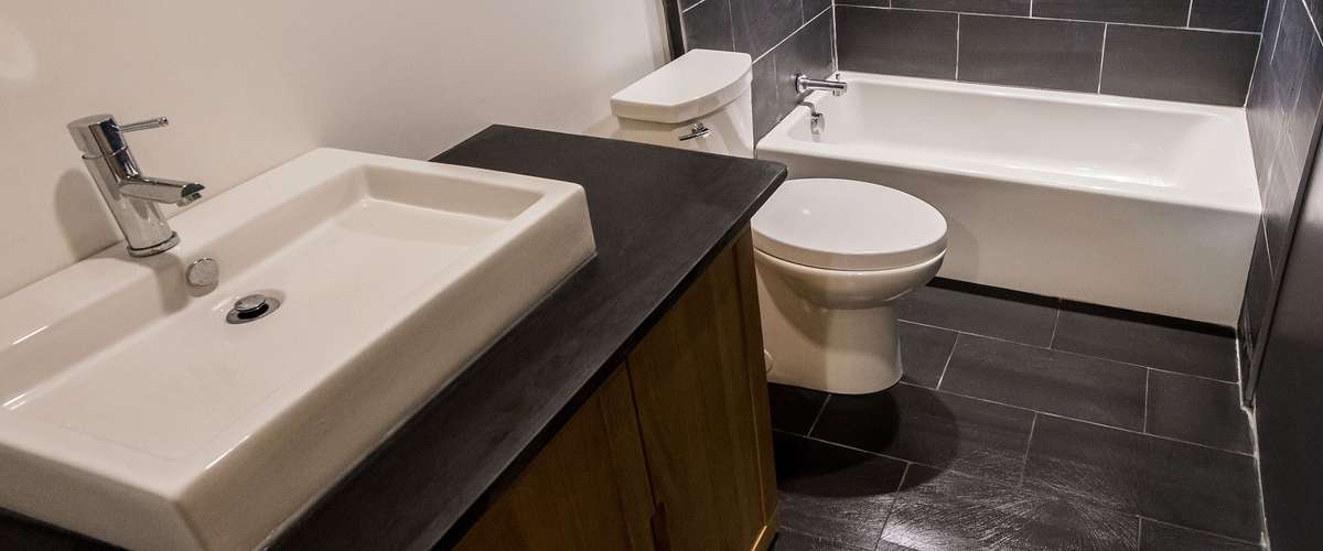 Slate tile installation in bathrooom