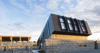 Gabion walls can be used for building homes