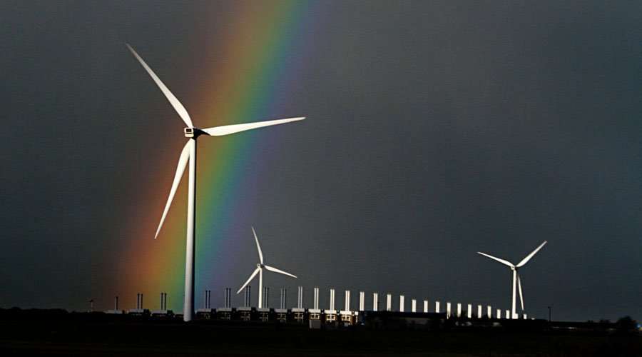 Wind turbine © Jinterwas, Flickr