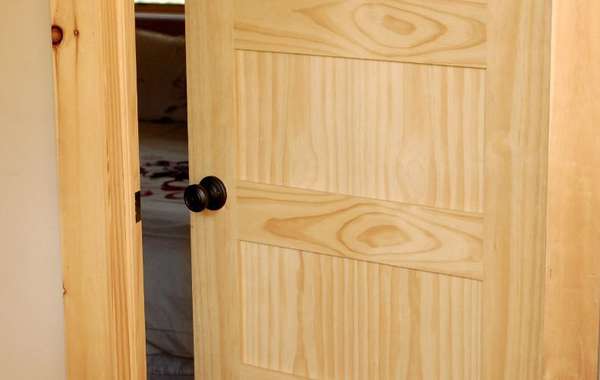 Interior solid pine door
