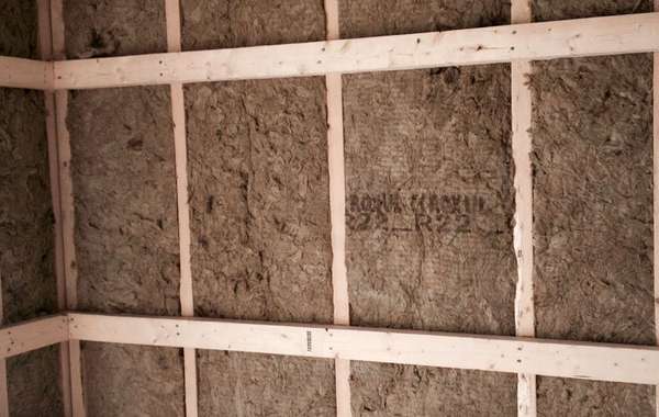 Roxul mineral wool batt insulation in LEED Homes