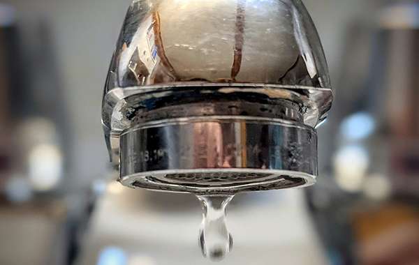 How to Fix a Leaky or Dripping Faucet Easily