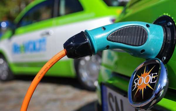 Electric vehicle charging station