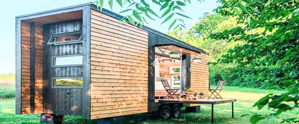A Tiny House for sale locally set me thinking, should I buy a Tiny Home?