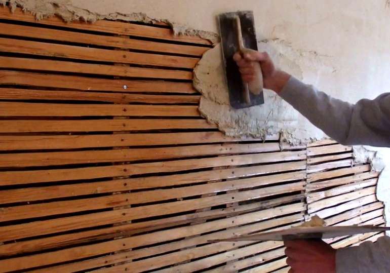 Lath and plaster walls for homes