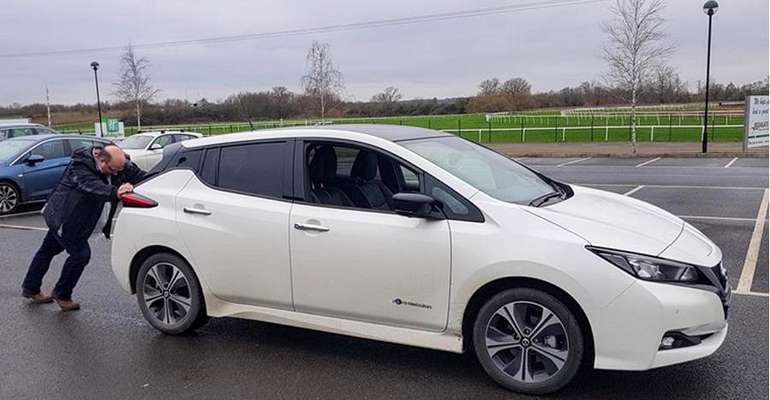 EV charging - what to do to charge in the street or mid journey