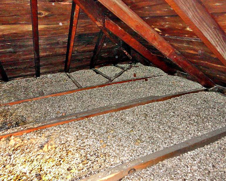 asbestos can be found in insulation of old homes