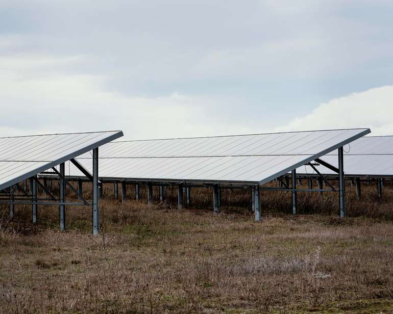 Commercial solar panel installations on farms in Quebec