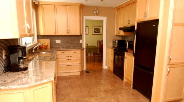 Formaldehyde-free non toxic kitchen cabinet renovation by River Woodworks 