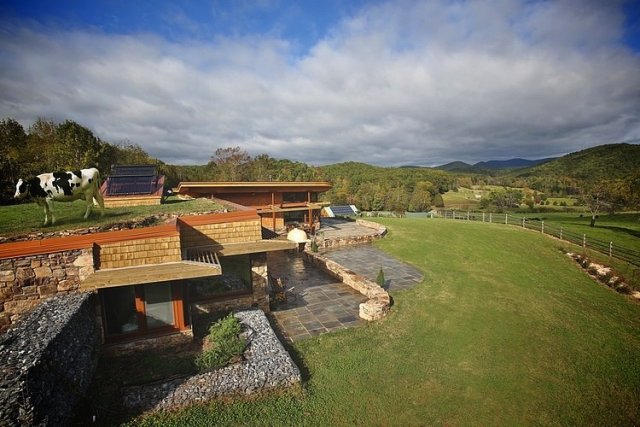 Earthship Farmstead by Kaplan Thompson Archititecs