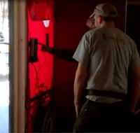 Blower door tests to measure air leakage